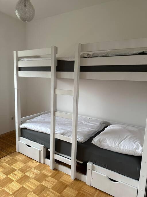 Freundliche Wohnung Naehe Weinstrasse Fuer 5 Personen Wagna Exteriér fotografie