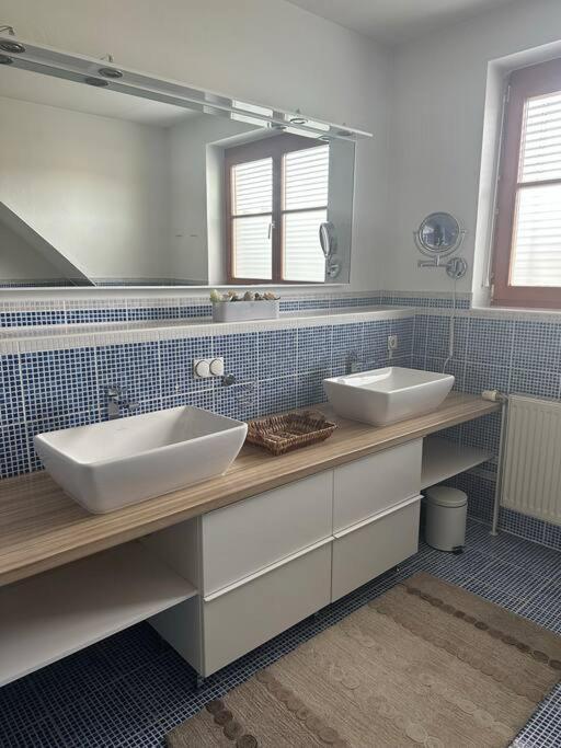 Freundliche Wohnung Naehe Weinstrasse Fuer 5 Personen Wagna Exteriér fotografie